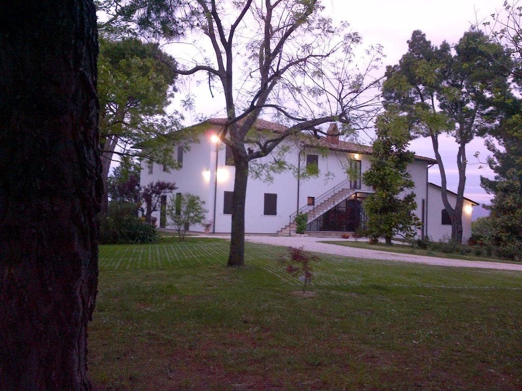 Villa Casale Fusco Spoleto Exterior foto