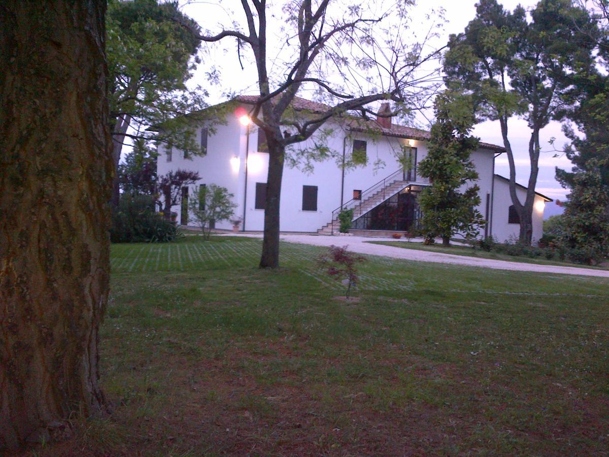 Villa Casale Fusco Spoleto Exterior foto